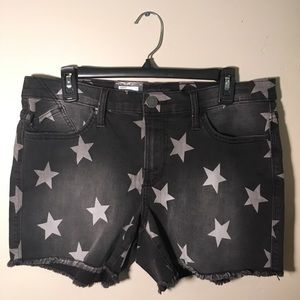 Star print shorts